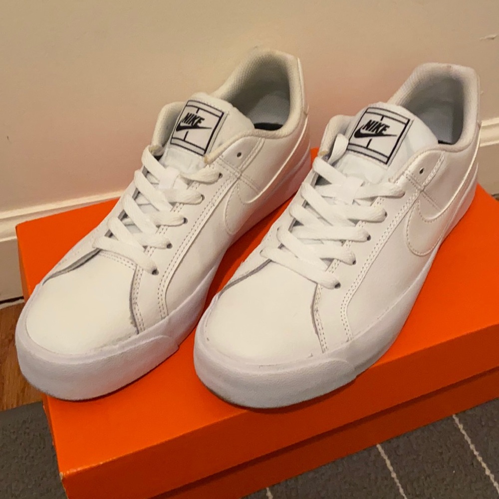 Nike snickers